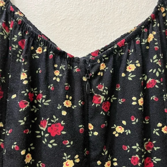 Reformation Sydney Dress in Rebecca, Size 6 - Picture 9 of 12